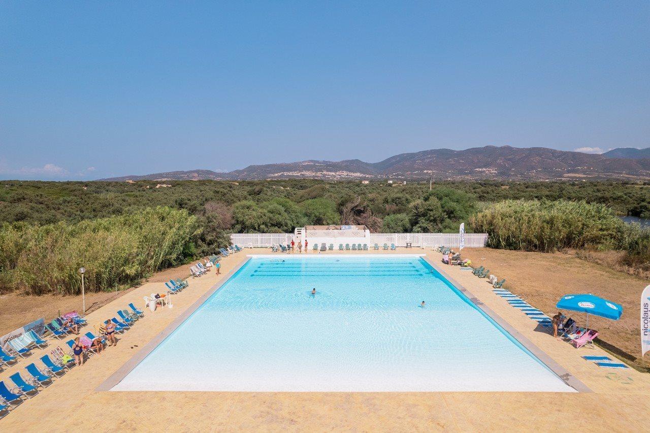 Baia Delle Mimose Aparthotel บาเดซี ภายนอก รูปภาพ