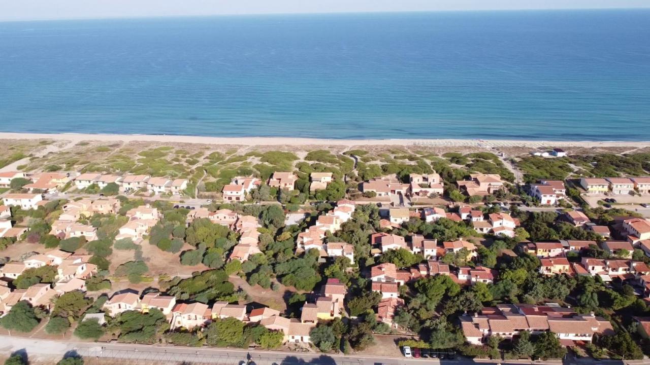 Baia Delle Mimose Aparthotel บาเดซี ภายนอก รูปภาพ