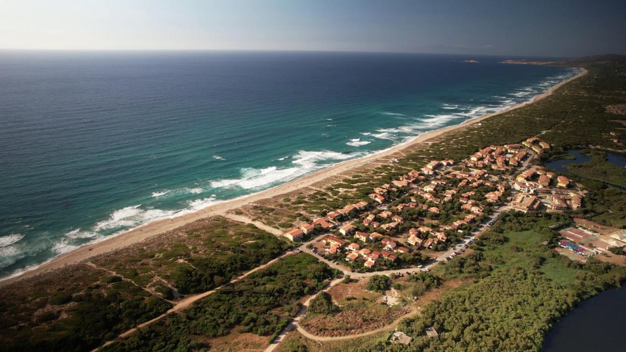 Baia Delle Mimose Aparthotel บาเดซี ภายนอก รูปภาพ